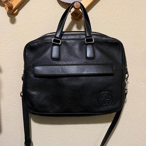 Gucci GG logo messenger bag